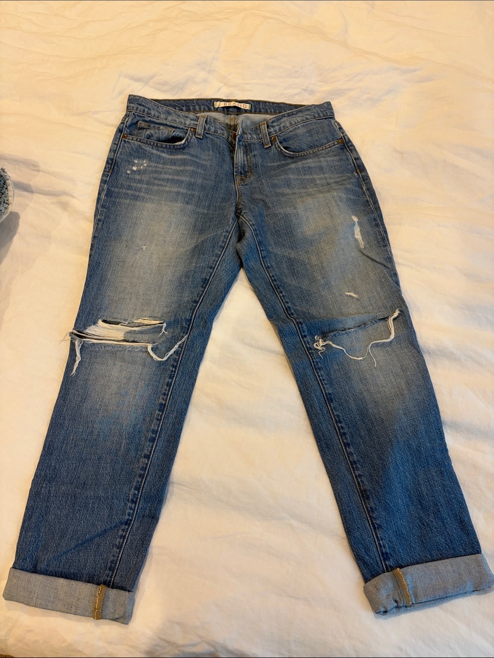 Distressed Blue Jeans - Classic boyfriend Fit
